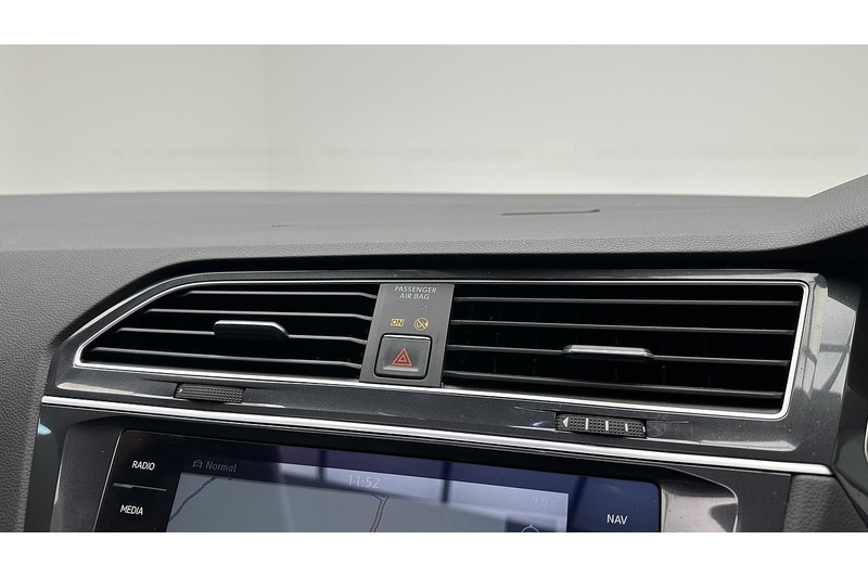 Used Volkswagen Tiguan 2017 for sale - 77356892: Photo 46