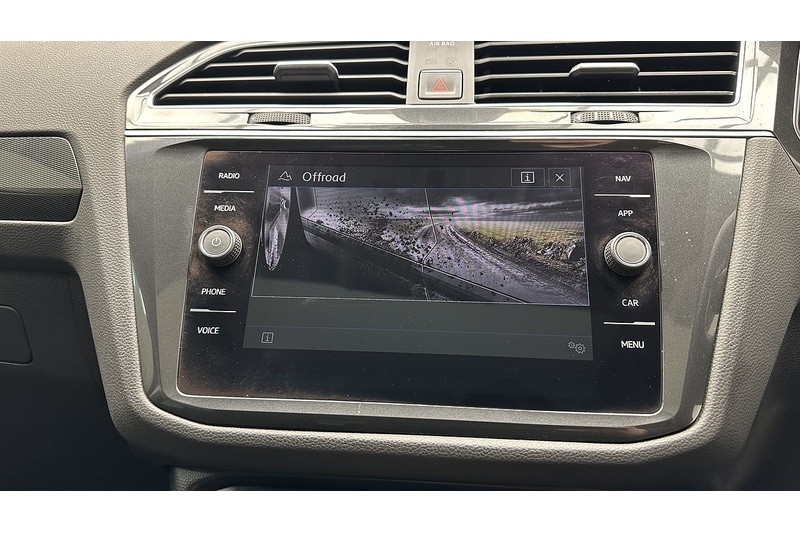 Used Volkswagen Tiguan 2017 for sale - 77356892: Photo 54