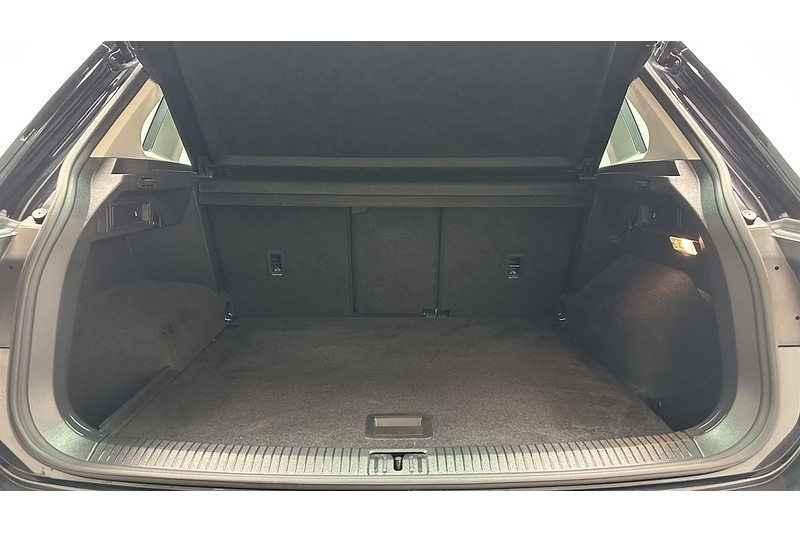 Used Volkswagen Tiguan 2017 for sale - 77356892: Photo 63