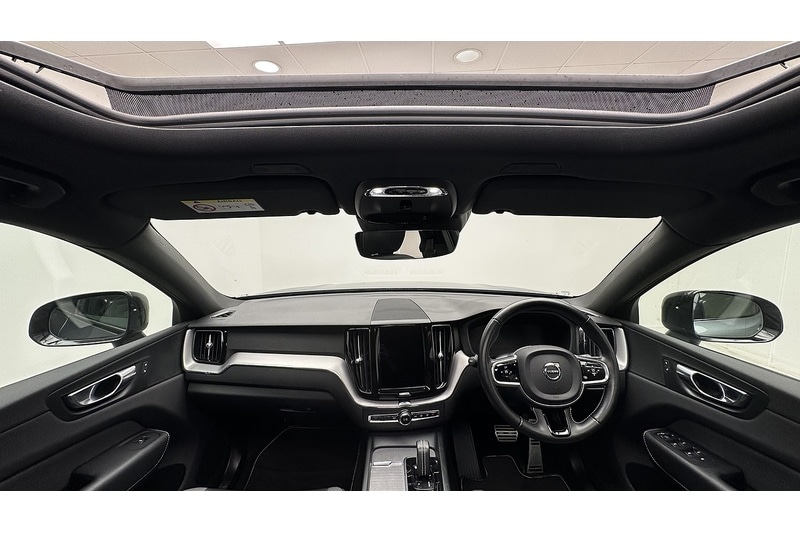 Used Volvo XC60 2020 for sale - 78144221: Photo 2