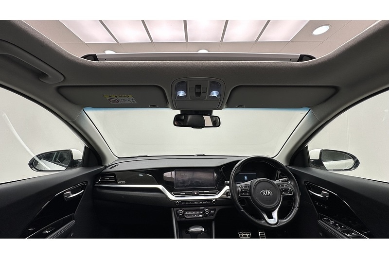 Used Kia Niro 2021 for sale - 76784441: Photo 2