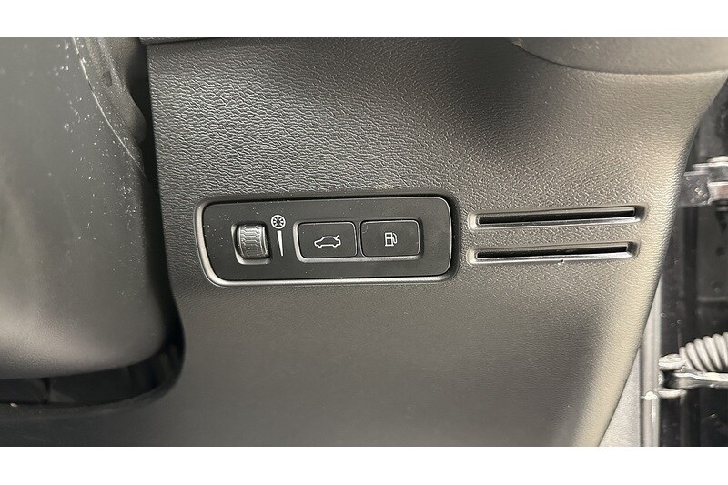 Used Volvo XC40 2022 for sale - 78091891: Photo 38