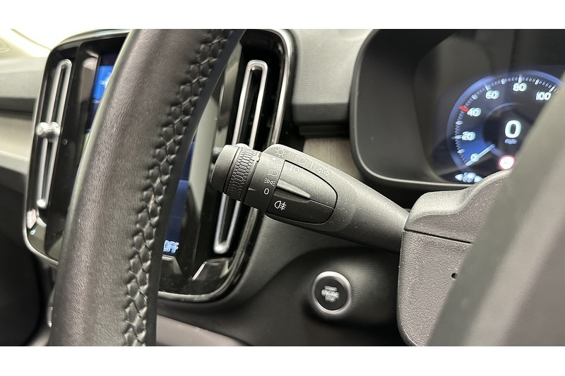 Used Volvo XC40 2022 for sale - 78091891: Photo 39