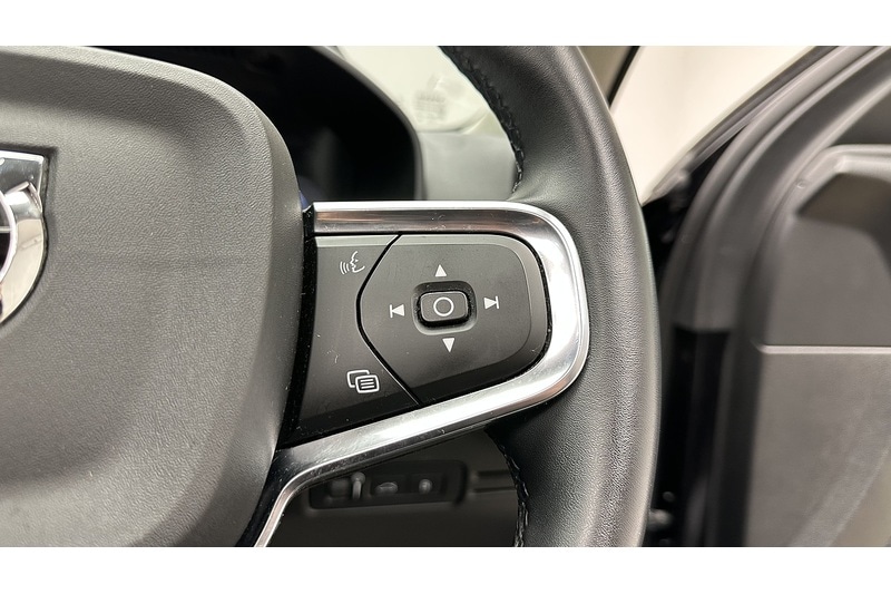 Used Volvo XC40 2022 for sale - 78091891: Photo 42