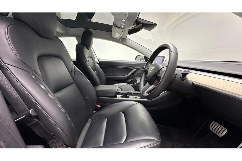 Used Tesla Model 3 2019 for sale - 76784369: Photo 33