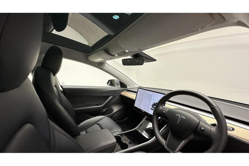 Used Tesla Model 3 2019 for sale - 76784369: Photo 35