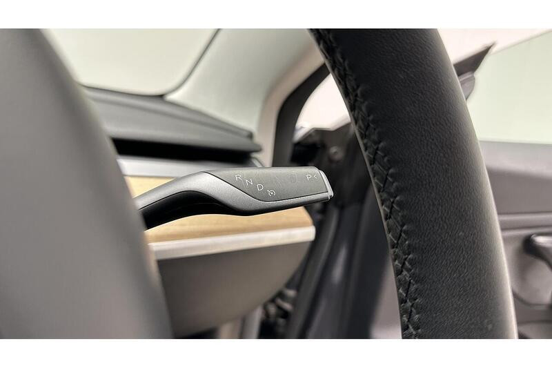 Used Tesla Model 3 2019 for sale - 76784369: Photo 41