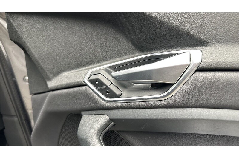 Used Audi e-tron 2019 for sale - 77720581: Photo 31