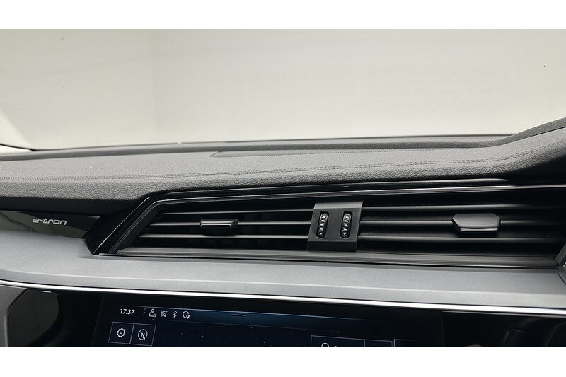 Used Audi e-tron 2019 for sale - 77720581: Photo 41