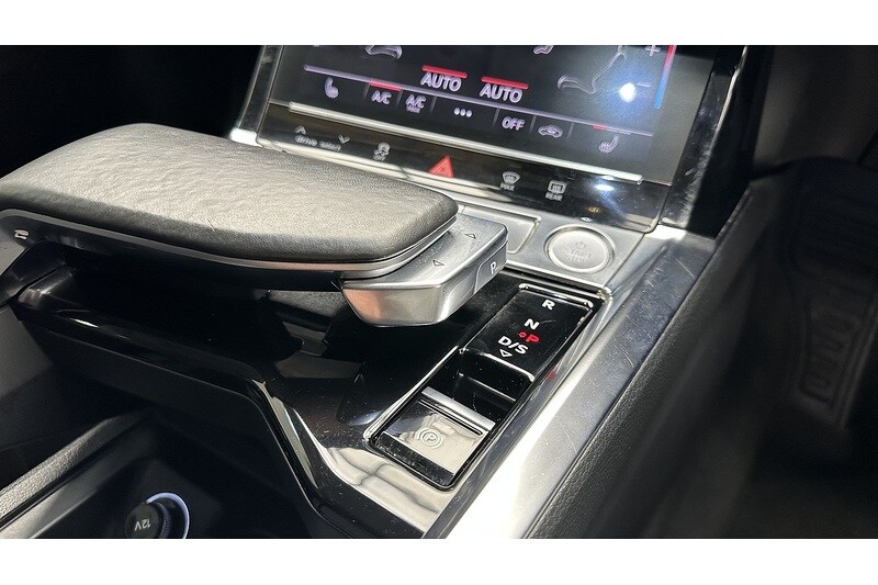 Used Audi e-tron 2019 for sale - 77720581: Photo 51