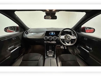 Used Mercedes-Benz GLA 2021 for sale - 76784299: Photo