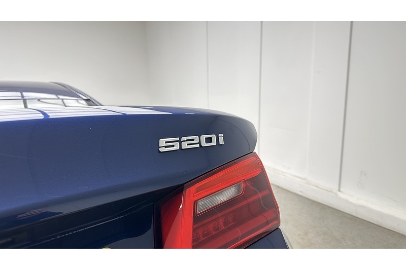 Used BMW 5 Series 2018 for sale - 77622083: Photo 14