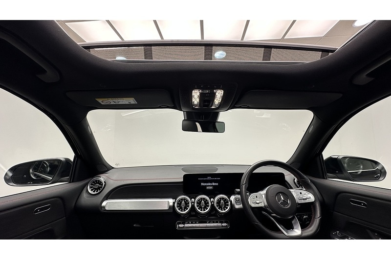 Used Mercedes-Benz EQB 2022 for sale - 76784461: Photo 2