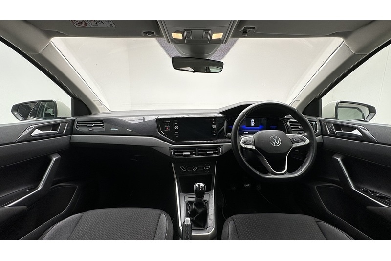 Used Volkswagen Polo 2022 for sale - 77947055: Photo 2