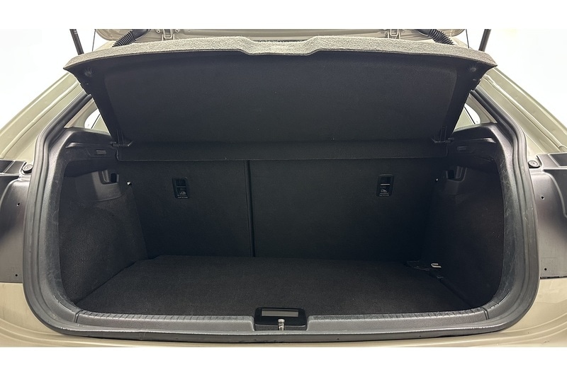 Used Volkswagen Polo 2022 for sale - 77947055: Photo 47