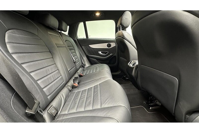 Used Mercedes-Benz EQC 2022 for sale - 76778070: Photo 31