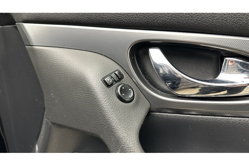 Used Nissan Qashqai 2018 for sale - 76863562: Photo 35