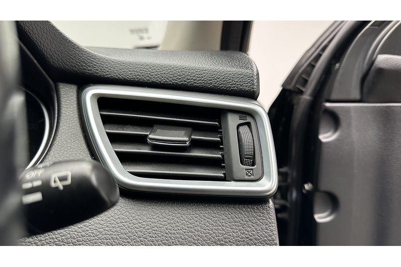 Used Nissan Qashqai 2018 for sale - 76863562: Photo 36