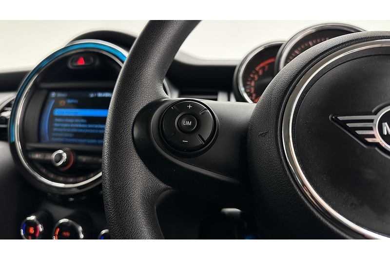 Used MINI Hatch 2019 for sale - 76798878: Photo 37