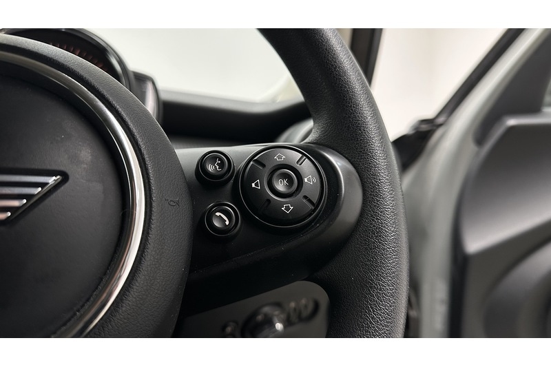 Used MINI Hatch 2019 for sale - 76798878: Photo 38