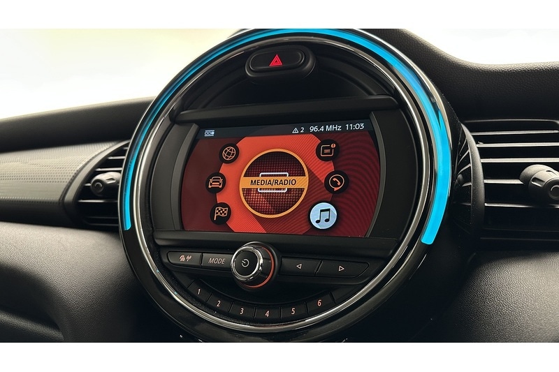 Used MINI Hatch 2019 for sale - 76798878: Photo 39