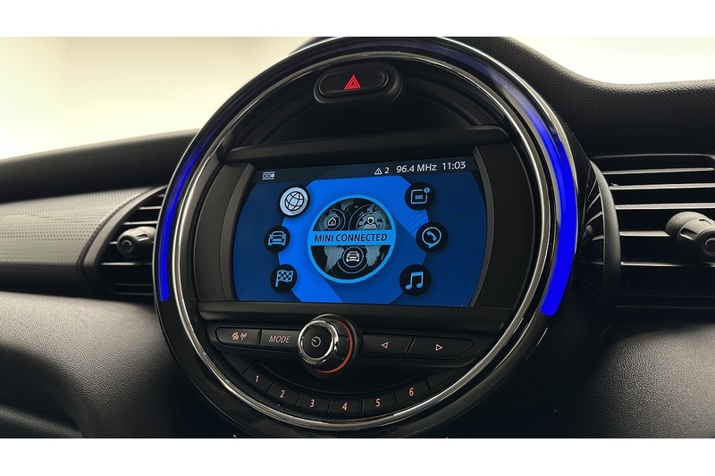 Used MINI Hatch 2019 for sale - 76798878: Photo 42