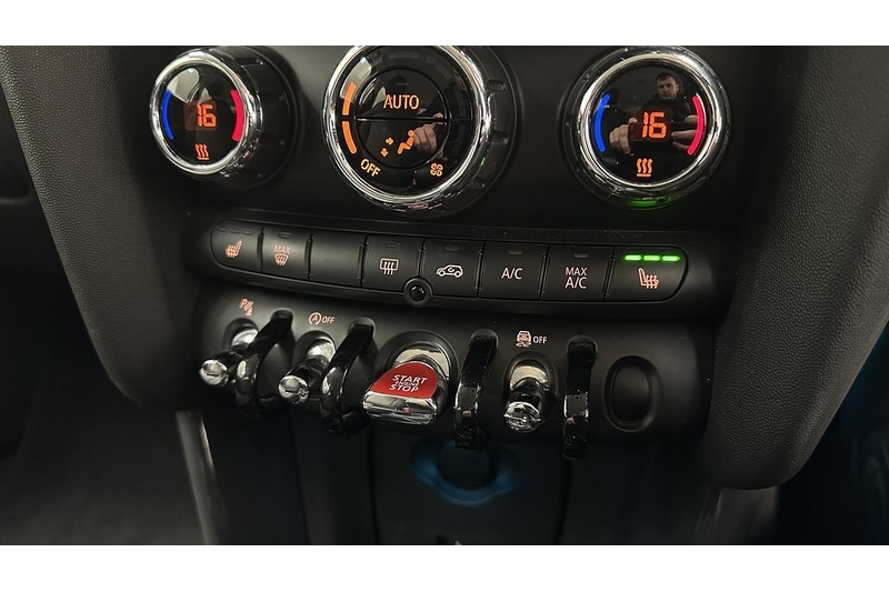 Used MINI Hatch 2019 for sale - 76798878: Photo 48