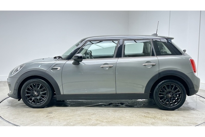 Used MINI Hatch 2019 for sale - 76798878: Photo 8