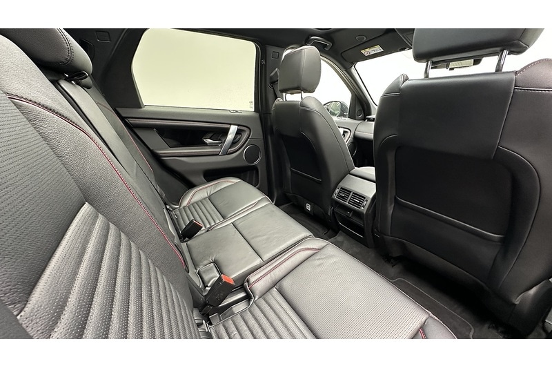 Used Land Rover Discovery Sport 2021 for sale - 76986534: Photo 30