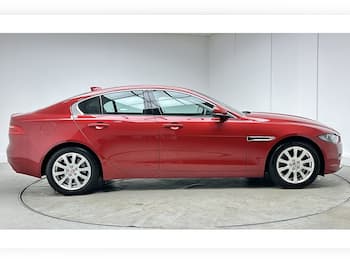 Used Jaguar XE 2016 for sale - 79599488: Photo