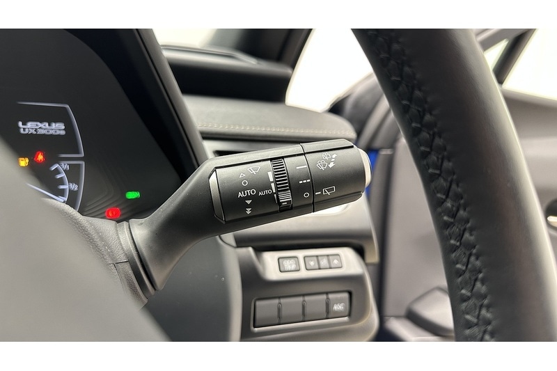 Used Lexus UX 2023 for sale - 77077853: Photo 35