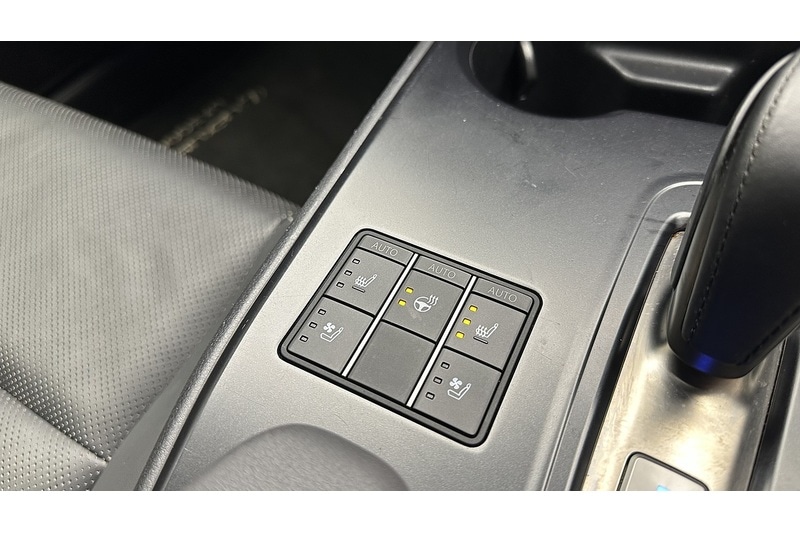 Used Lexus UX 2023 for sale - 77077853: Photo 50