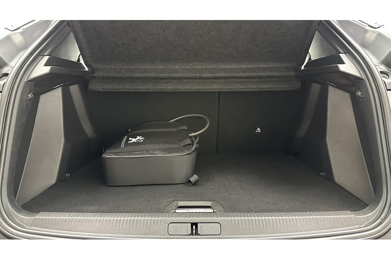 Used Peugeot 2008 2021 for sale - 78129530: Photo 52