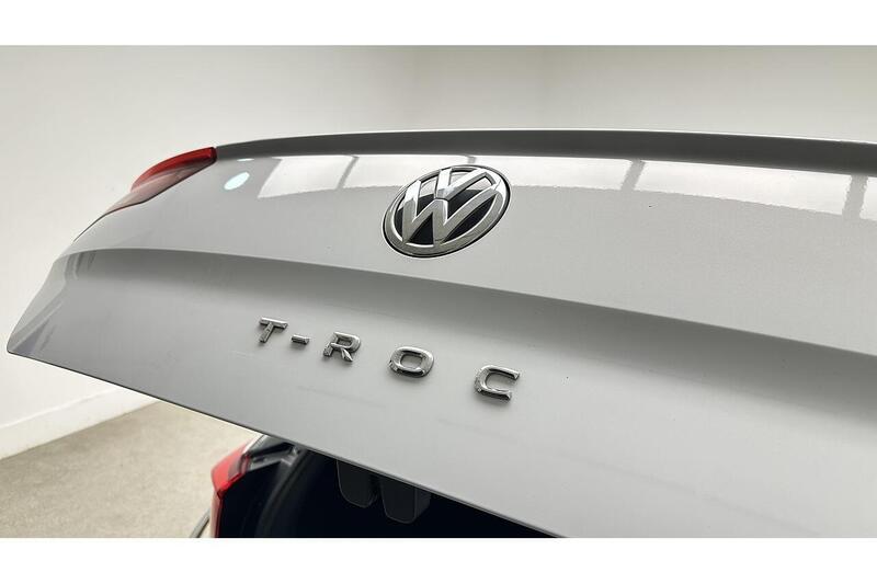 Used Volkswagen T-Roc 2018 for sale - 77062112: Photo 13