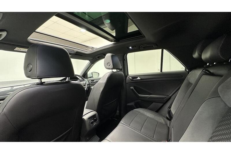 Used Volkswagen T-Roc 2018 for sale - 77062112: Photo 23