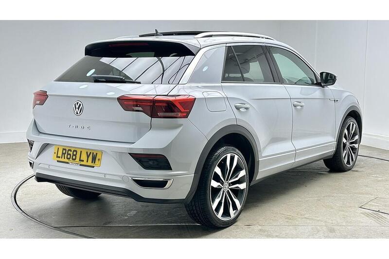 Used Volkswagen T-Roc 2018 for sale - 77062112: Photo 9