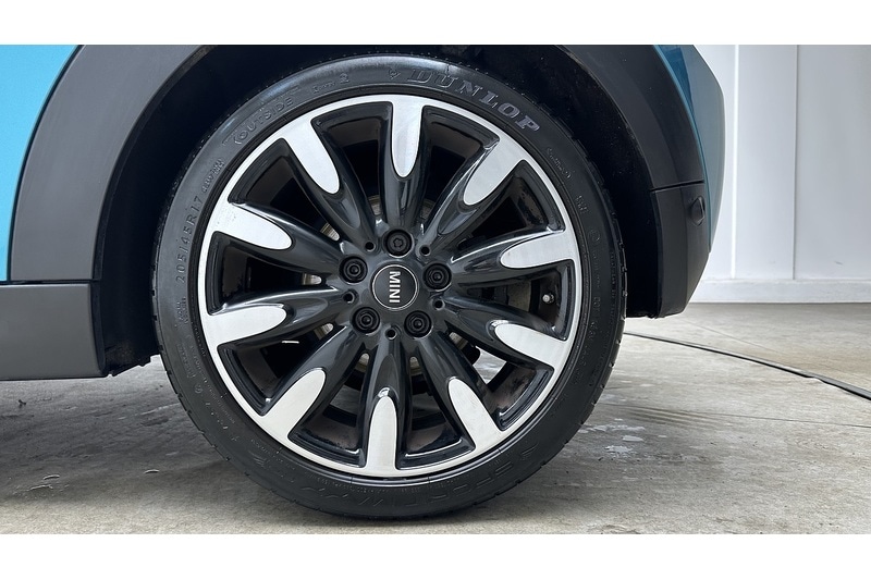 Used MINI Convertible 2018 for sale - 77984869: Photo 16