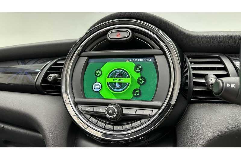 Used MINI Convertible 2018 for sale - 77984869: Photo 38