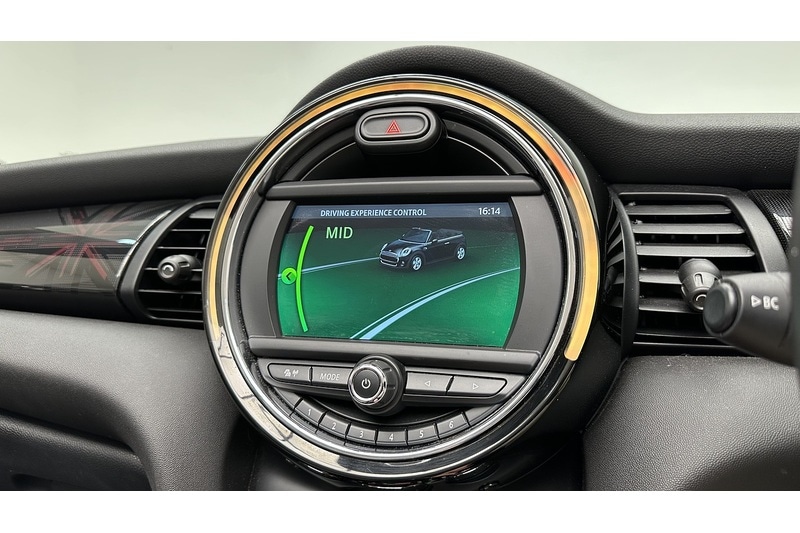 Used MINI Convertible 2018 for sale - 77984869: Photo 41