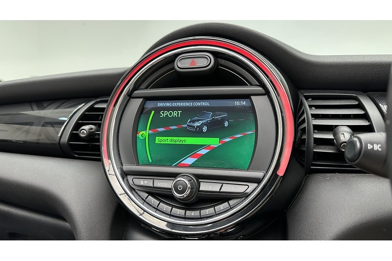 Used MINI Convertible 2018 for sale - 77984869: Photo 42