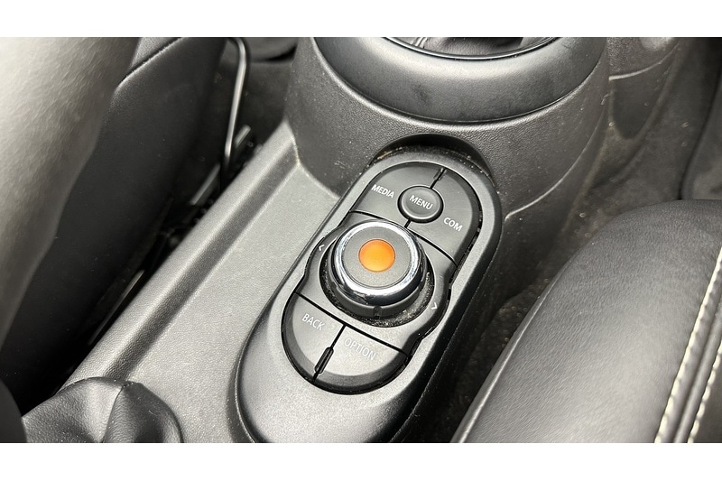 Used MINI Convertible 2018 for sale - 77984869: Photo 48