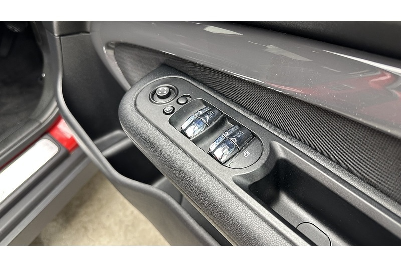 Used MINI Clubman 2019 for sale - 76784390: Photo 32