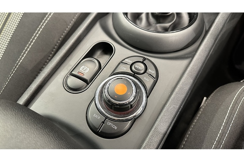 Used MINI Clubman 2019 for sale - 76784390: Photo 53