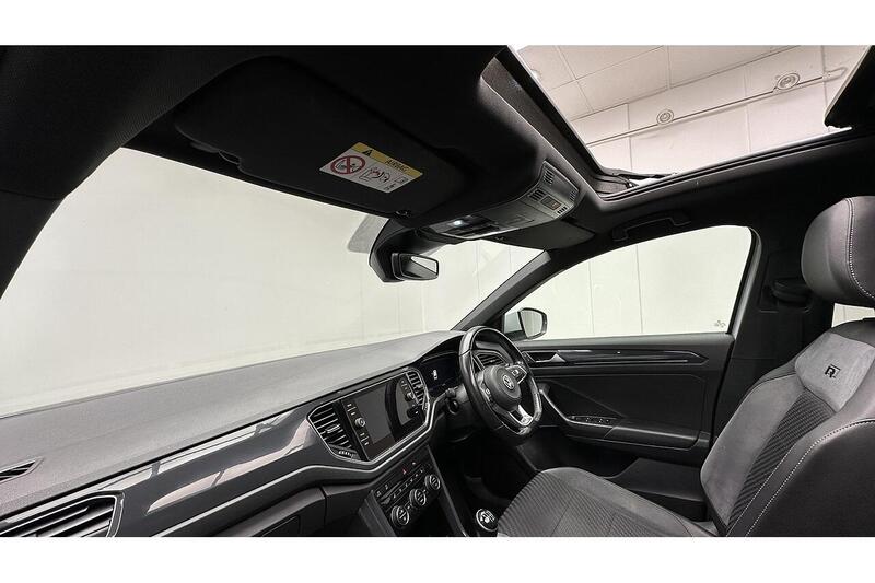 Used Volkswagen T-Roc 2018 for sale - 76784523: Photo 21