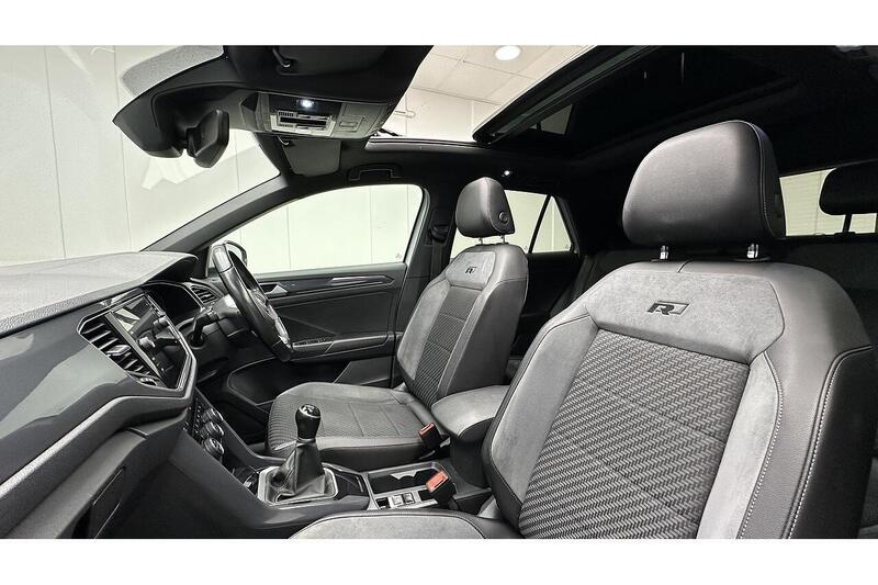 Used Volkswagen T-Roc 2018 for sale - 76784523: Photo 22