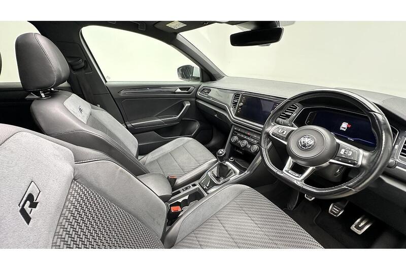 Used Volkswagen T-Roc 2018 for sale - 76784523: Photo 30