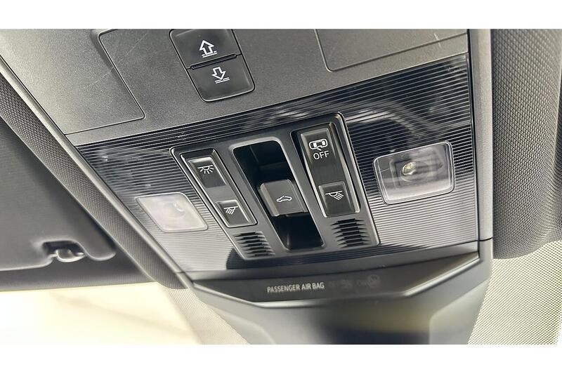 Used Volkswagen T-Roc 2018 for sale - 76784523: Photo 50