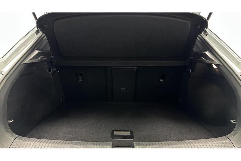 Used Volkswagen T-Roc 2018 for sale - 76784523: Photo 51