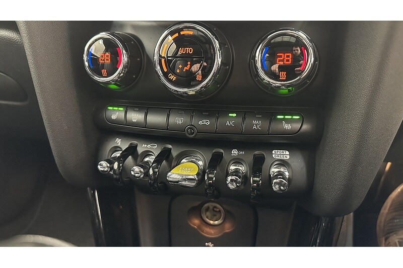 Used MINI Electric Hatch 2020 for sale - 76896580: Photo 55