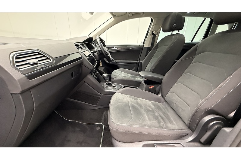 Used Volkswagen Tiguan 2018 for sale - 77038575: Photo 33